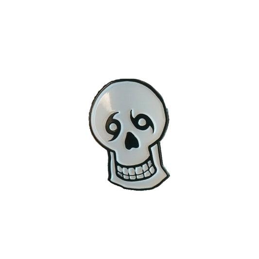 Skull Pin